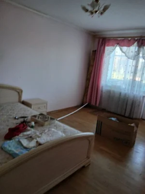 Продам будинок з ремонтом  ( неподалік річка) .
