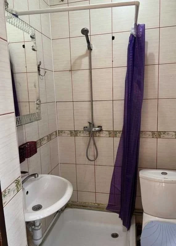 Продаж 4-кімнатної квартири на Молдаванці, вул. Дальницька,