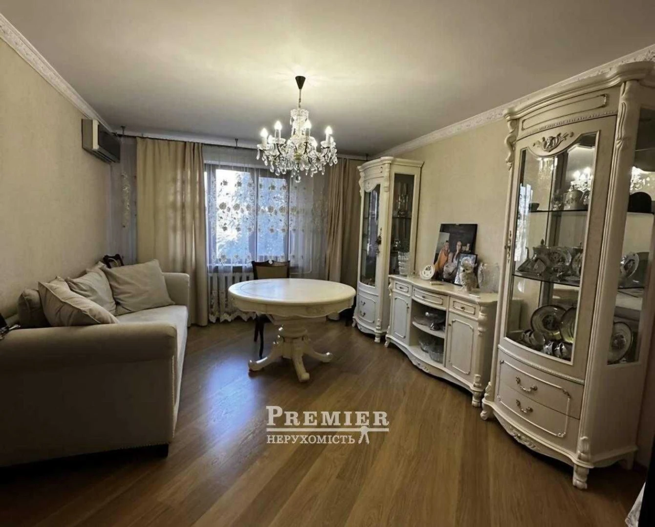 3-к квартира 55 м² на Фонтанській дорозі! Спецпроєкт 2013 ро