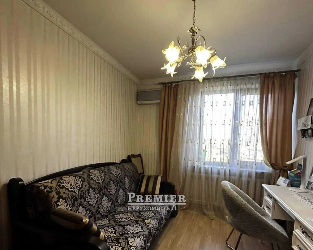 3-к квартира 55 м² на Фонтанській дорозі! Спецпроєкт 2013 ро