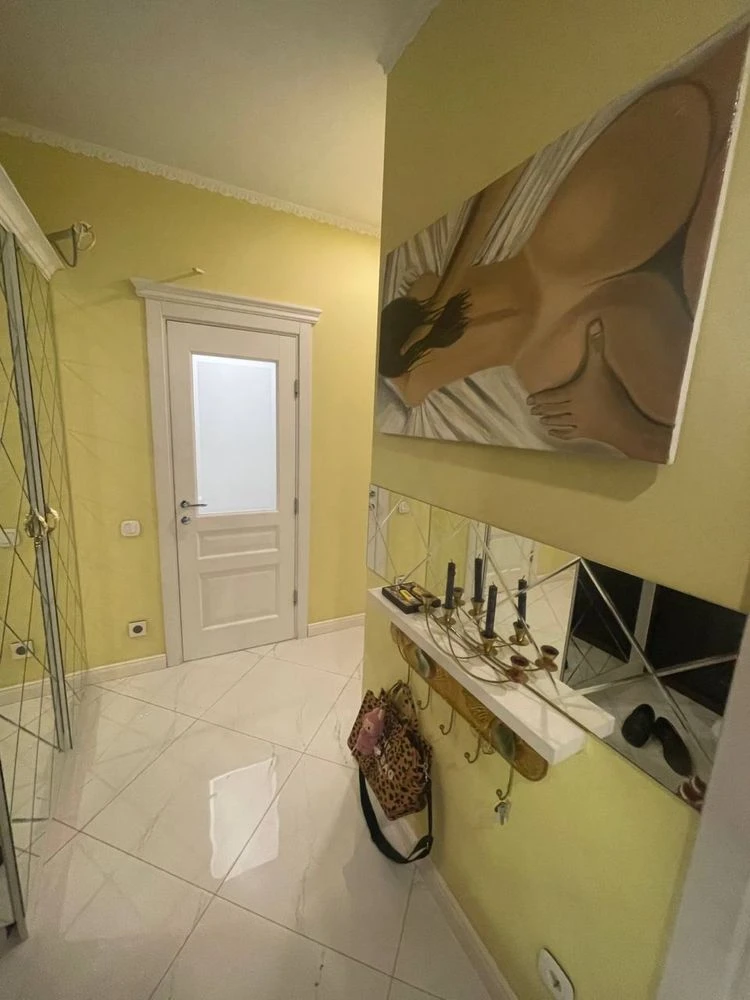 Продам 2-х комн квартиру в 27 жемчужине каманина