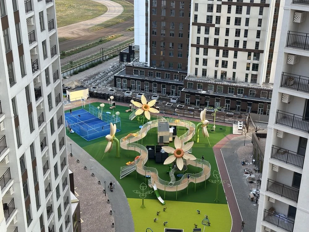Кадор сити на Краснова квартира с террасой