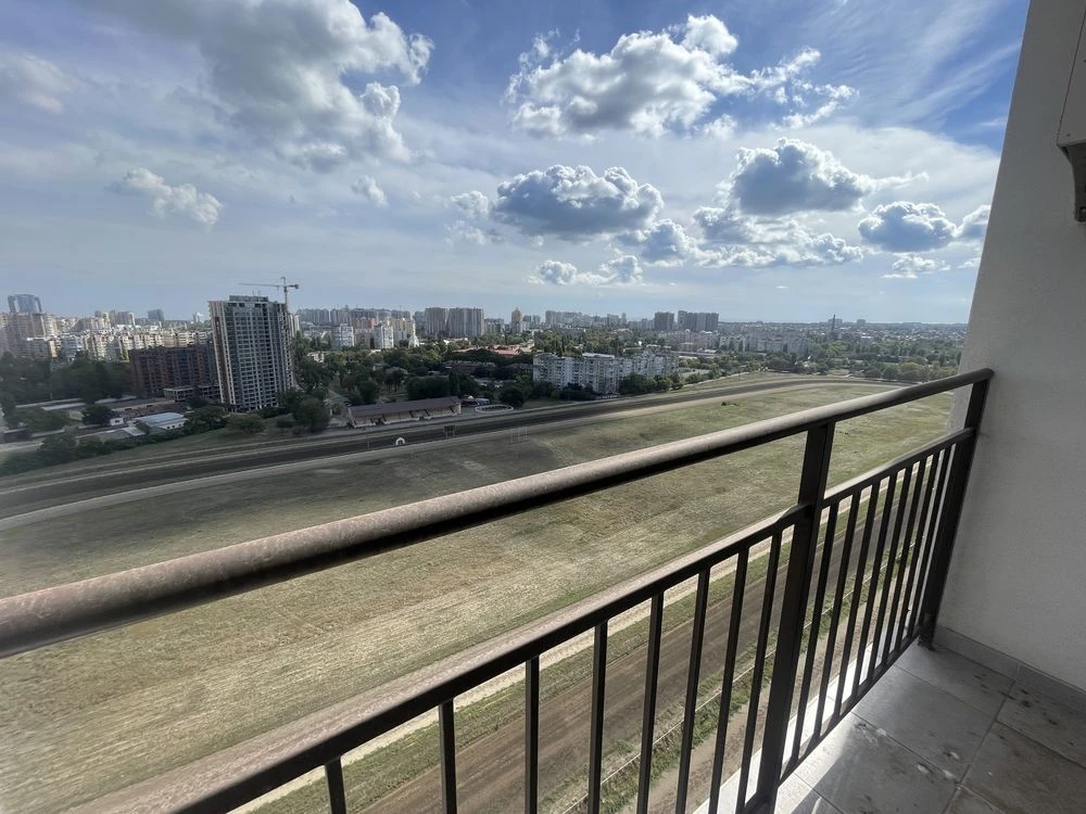 Продам 3х комнатную квартиру в Кадоре на Краснова ‼️60 Жемчу