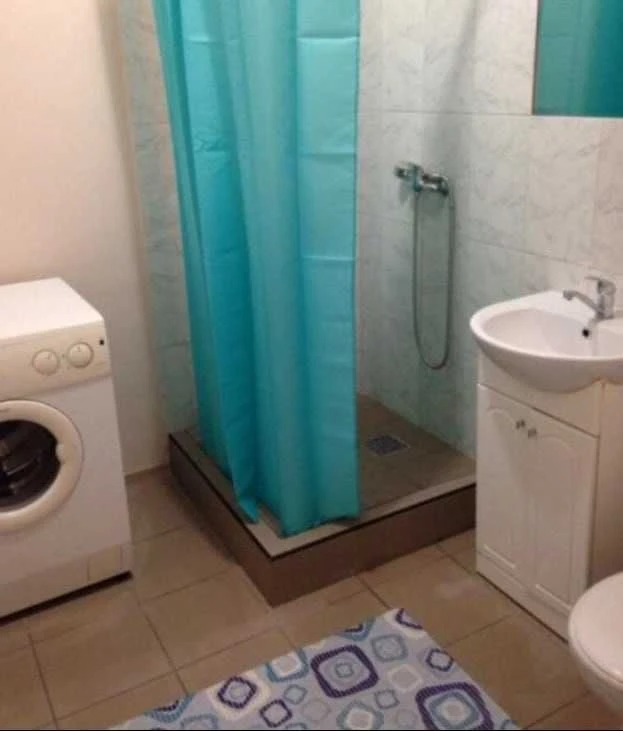 Продаж 2-кімнатної квартири в ЖК «Золоті Стовпи», 36 м²