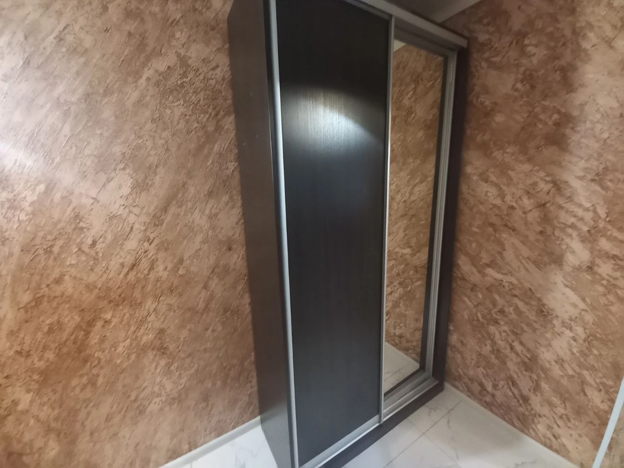 Продам Небесной Сотни /Левитена 2х комнатную квартиру