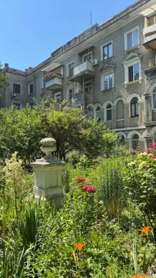 Продам 3 кімнатну квартиру на Французькому бульварі