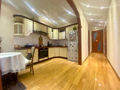 2-storey house for sale on Adm. Lazareva St.