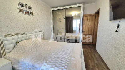 4-кімнатна квартира 85 м², шикарний ремонт, укомплектована.