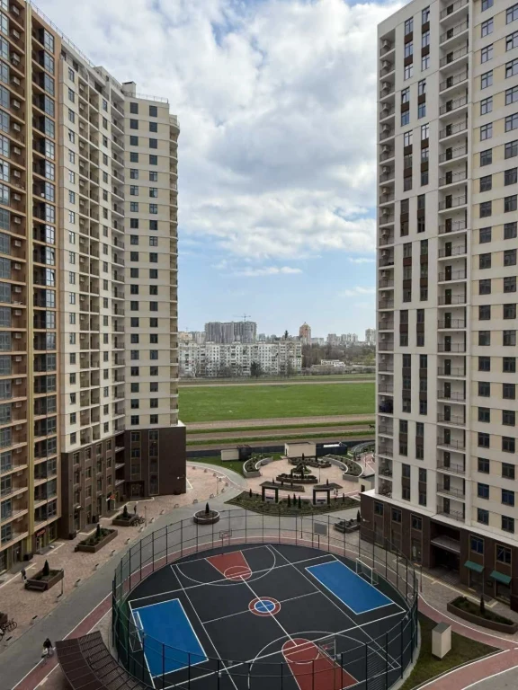 Краснова, Кадор, ЖК 68 жемчужина, вид на ипподром, 10 этаж,е