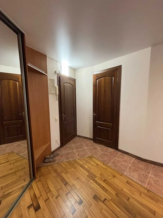 Продам 2 ком.квартиру на ул.Писаржевского/Нагорка/
