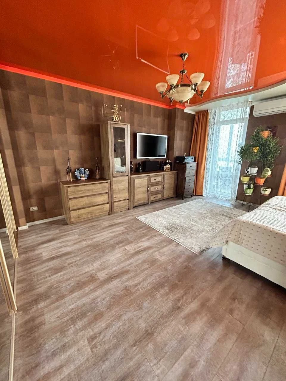 ЕКСКЛЮЗИВНА 2- кімнатна квартира 100 М²