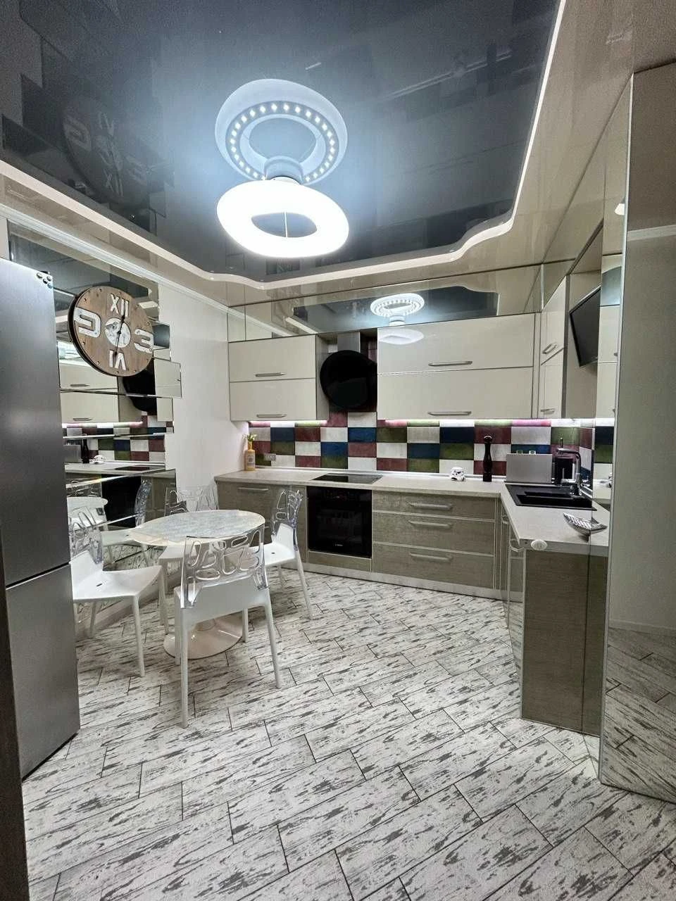 ЕКСКЛЮЗИВНА 2- кімнатна квартира 100 М²