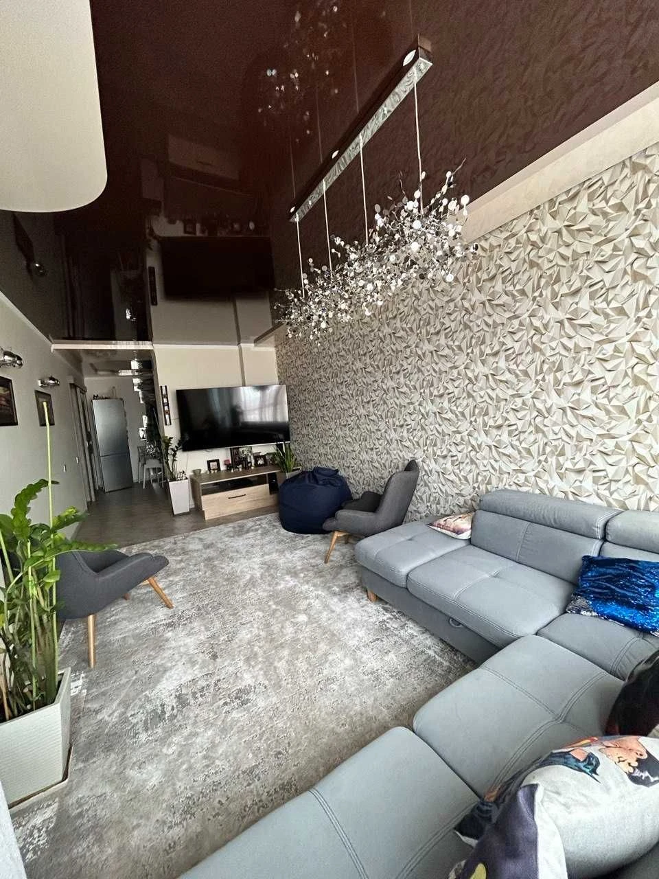ЕКСКЛЮЗИВНА 2- кімнатна квартира 100 М²