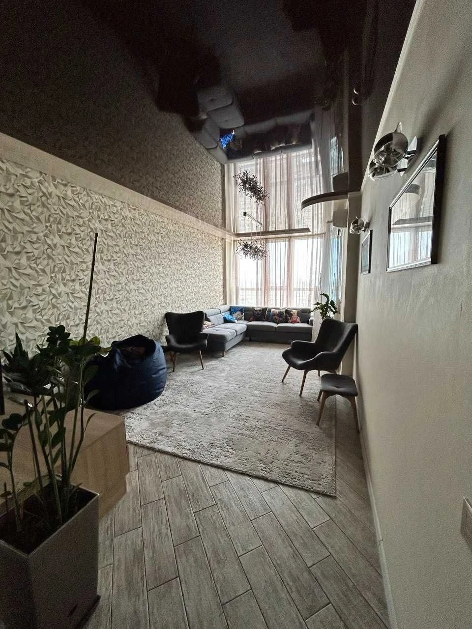 ЕКСКЛЮЗИВНА 2- кімнатна квартира 100 М²