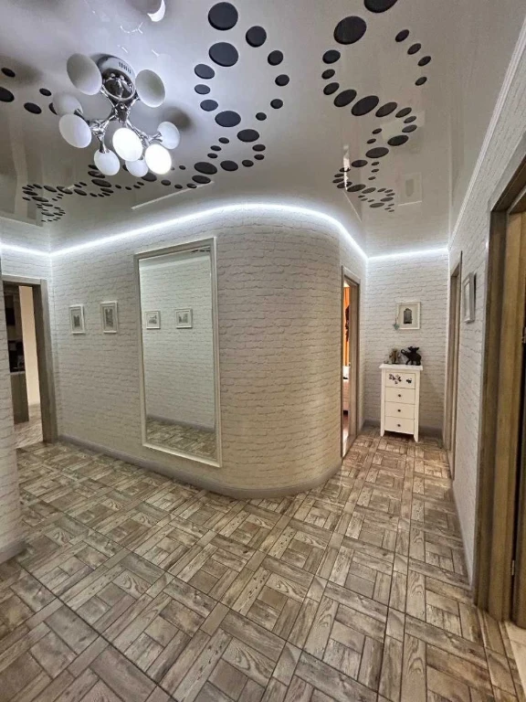ЕКСКЛЮЗИВНА 2- кімнатна квартира 100 М²
