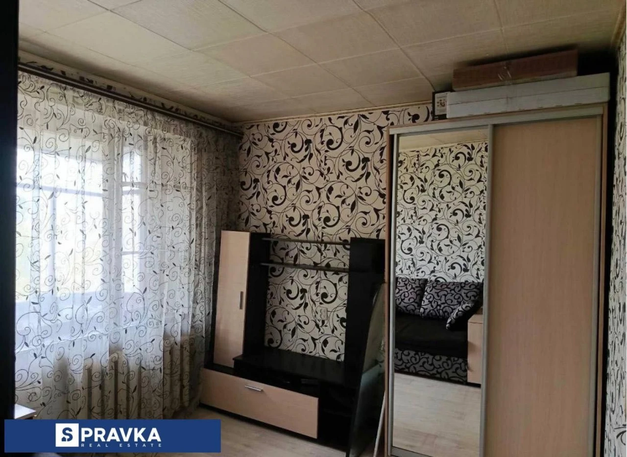 СРОЧНАЯ продажа !Теплый газовый кирпичный дом . 2 к. кв. 20
