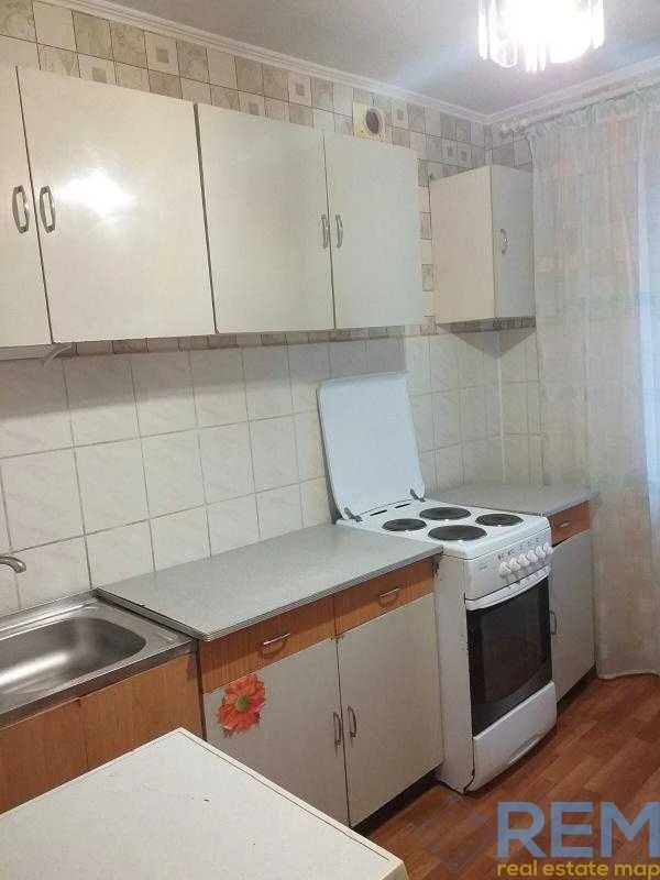Продам 1-комнатную квартиру в кирпичном доме на Бочарова