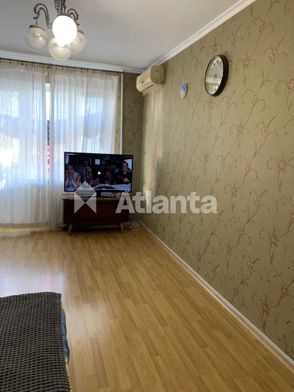 2-комнатная квартира 50 м² на Висоцкого, ремонт, газ.