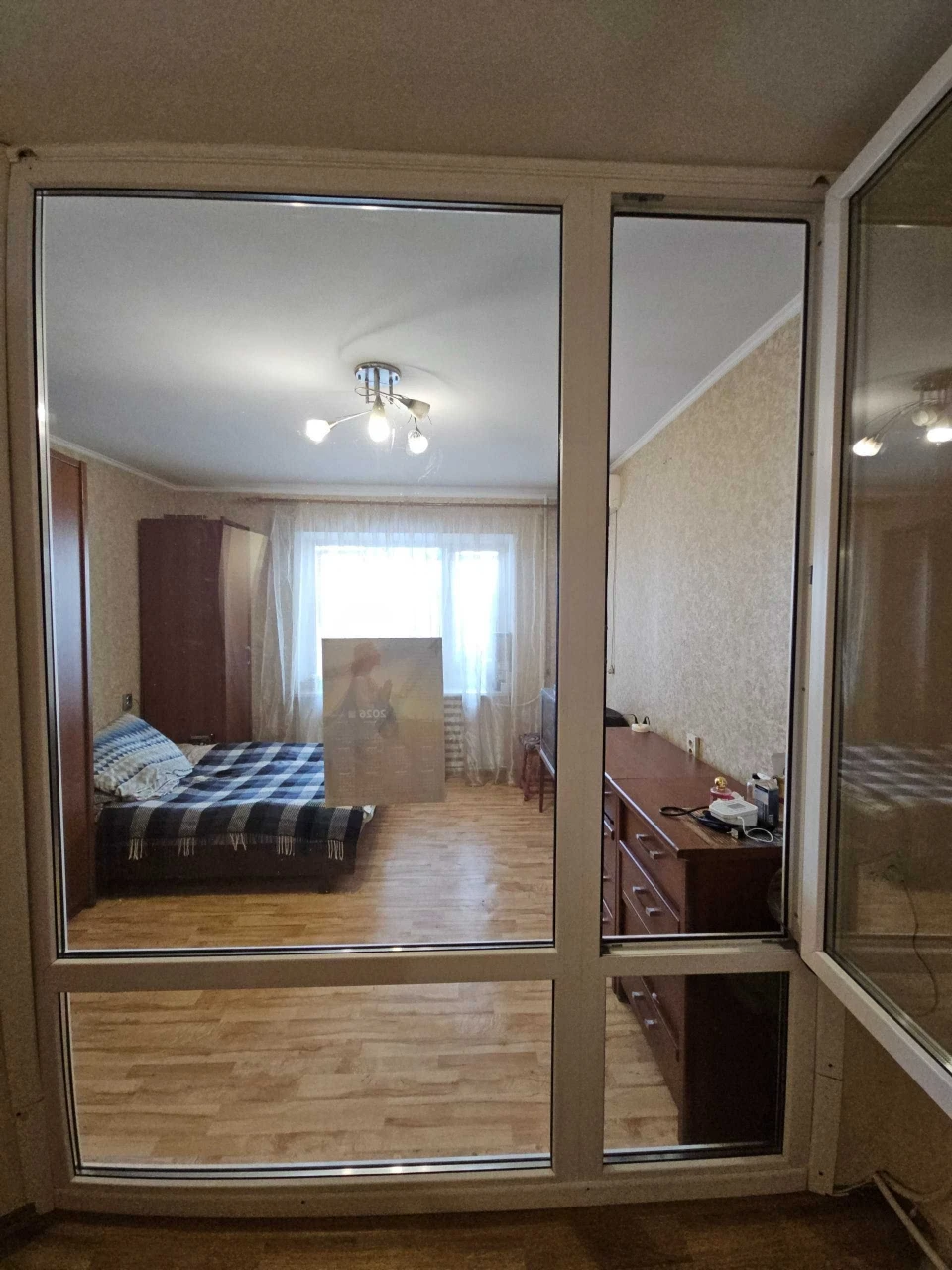 Продам 1 кімнатну квартиру на Черемушках у цегляному будинку
