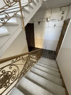Простора квартира в історичному Центрі
