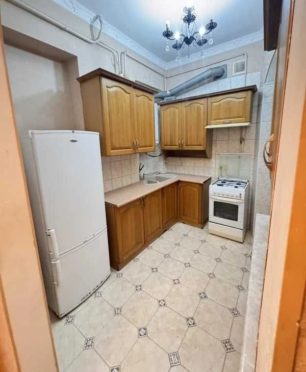 Продаж 4-кімнатної квартири в Центрі Одеси, 68 м², пров. Щеп