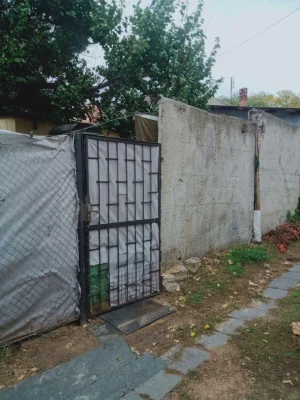 Продається квартира на землі на Молдаванці. Під ремонт. (372