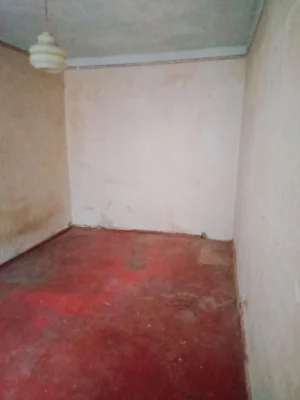 Продається квартира на землі на Молдаванці. Під ремонт. (372
