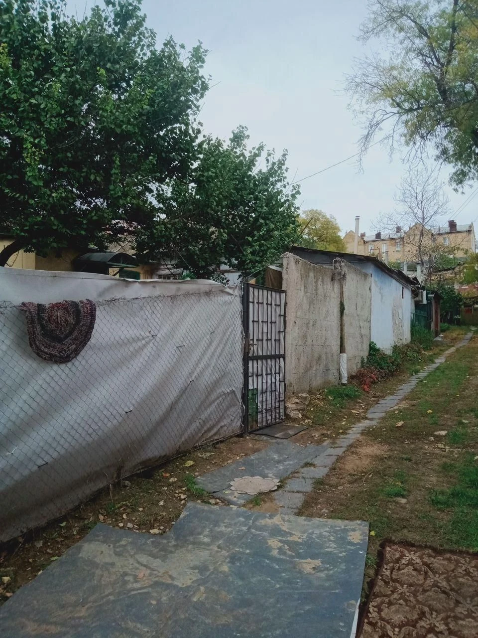 Продається квартира на землі на Молдаванці. Під ремонт. (372