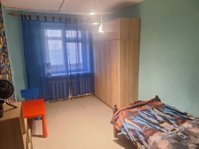 Продад 4 кімнатноі квартири вул. Левітана
