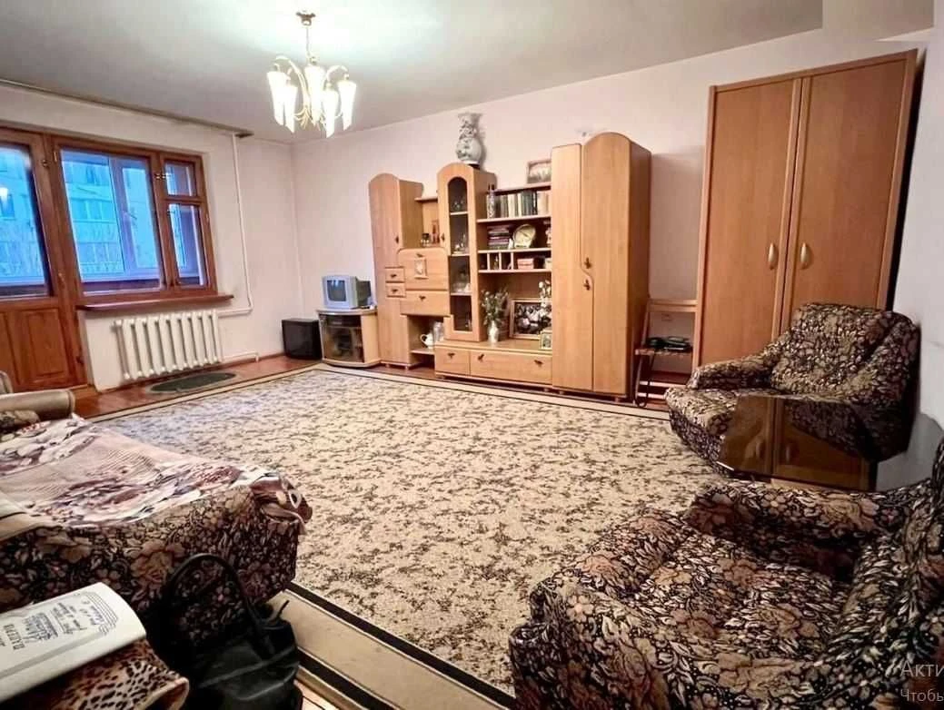 Черемушки,Рекордная/Малиновского/Бреуса 4 этаж, 2 ком.Капите