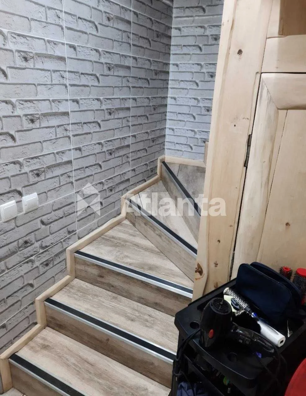 1-кімнатна квартира 62 м² дворівнева квартира з капремонтом.