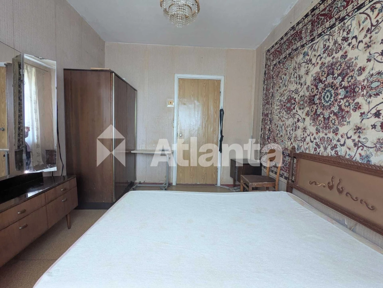 2-кімнатна квартира 51.1 м² . Бувалкіна. Житловий Стан.