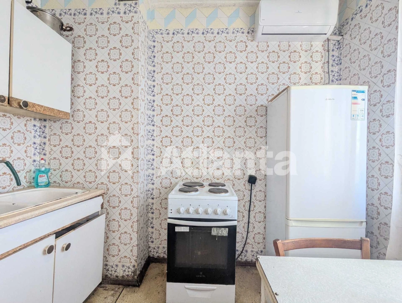 2-кімнатна квартира 51.1 м² . Бувалкіна. Житловий Стан.
