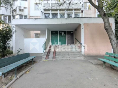 2-кімнатна квартира 51.1 м² . Бувалкіна. Житловий Стан.