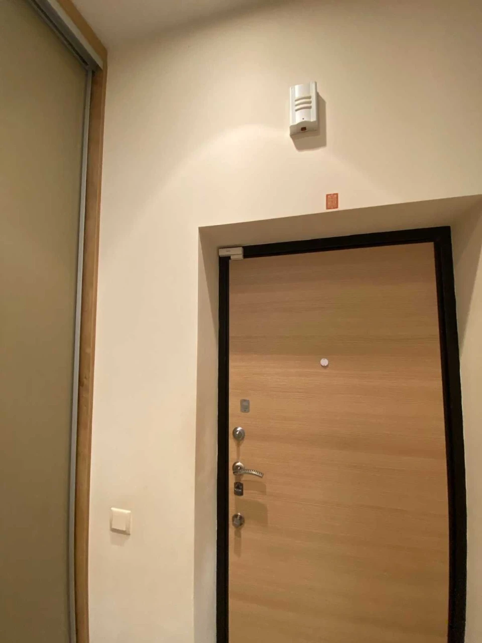 Продам 2х кімнатну квартиру в ЖК " Акапулько 1" по вулиці Пе