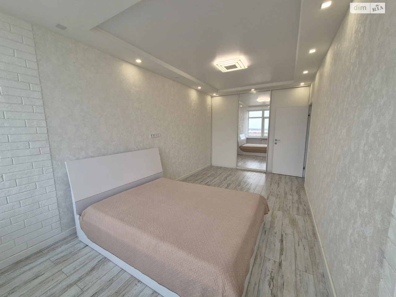 Продаж Квартира Пересипський