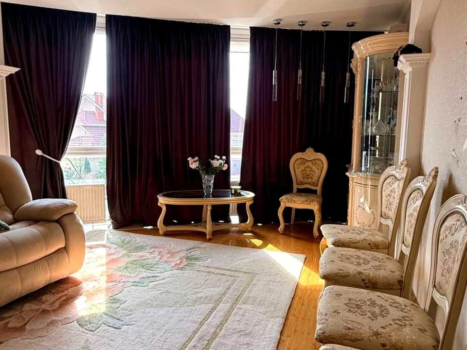 Квартира. Одеса, Таїрова вул.