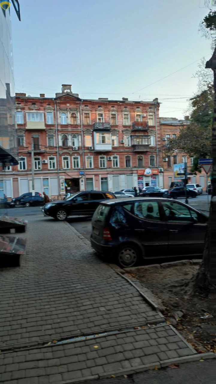 2х кімнатна квартира в Успенському провулку