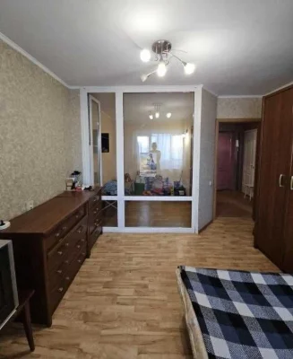 Продам 1-кімнатну квартиру, Черемушки  вул. Кропивницького /