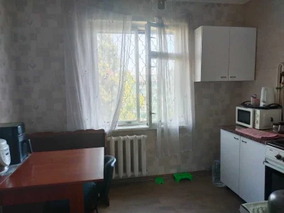 Продам 1 ком чешку по вул.Ак. Корольова