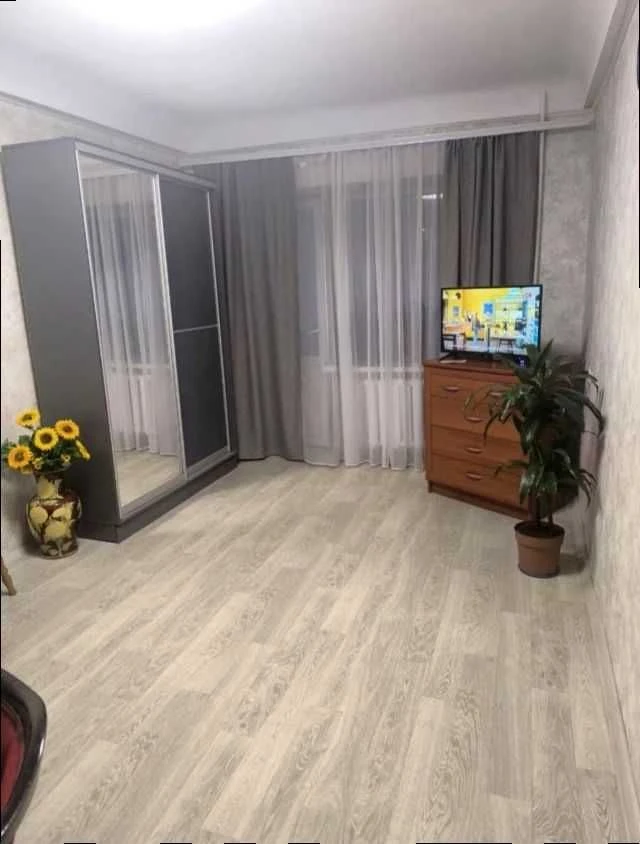 Продам 1 комнатную квартиру на Черемушках