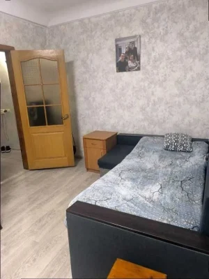 Продам 1 комнатную квартиру на Черемушках