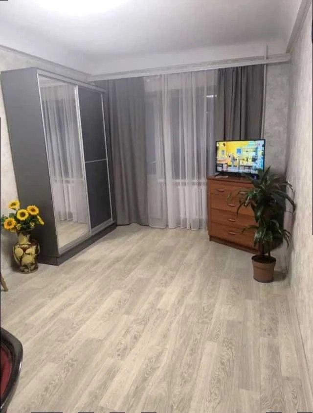 Продам 1 комнатную квартиру на Черемушках
