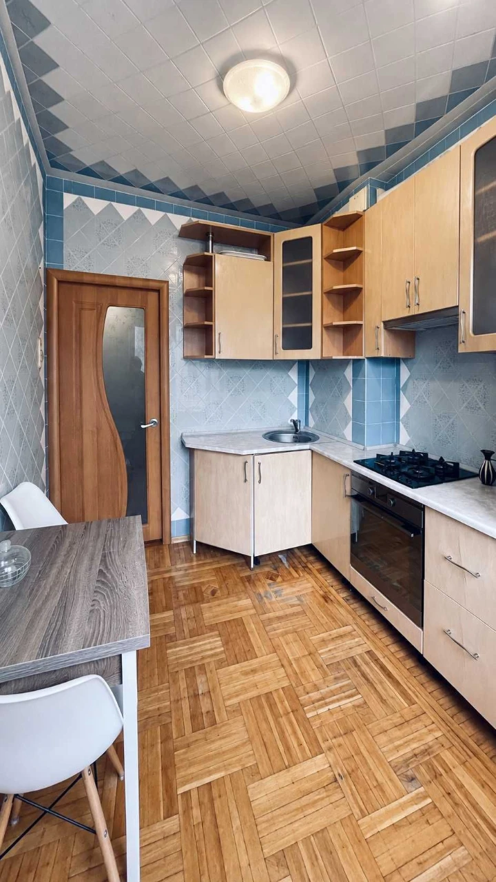 ПРОДАМ  2 комнатную квартиру на Таирова / Люстдорфская дорог