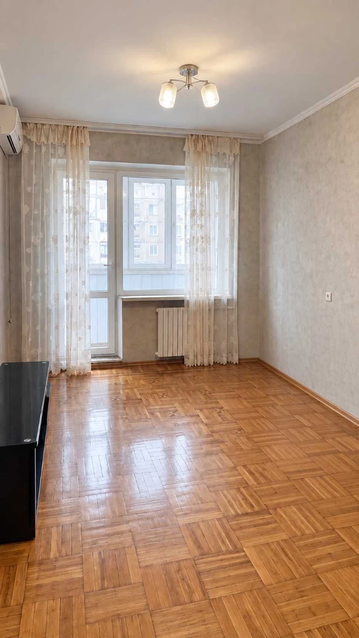 ПРОДАМ  2 комнатную квартиру на Таирова / Люстдорфская дорог