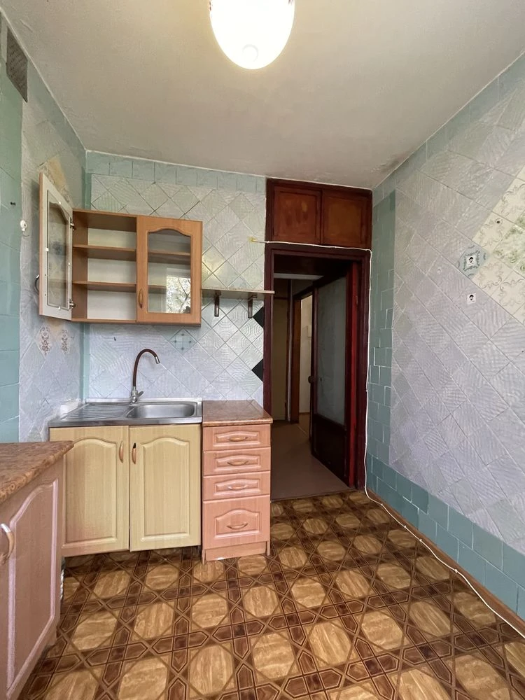 Продам 2-х квартиру Таирова (рынок Южный)
