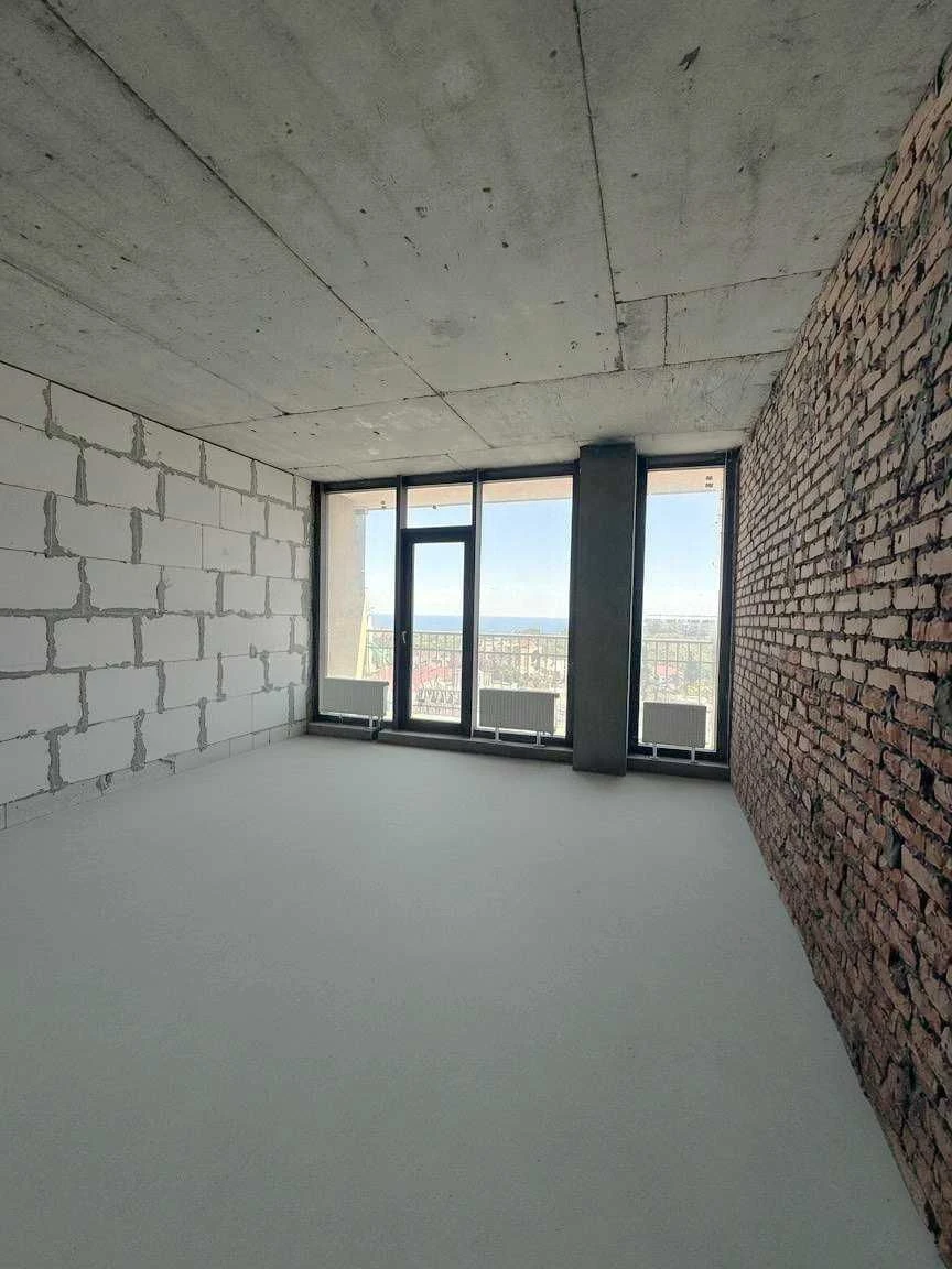 Продажа 2-к квартиры 91 м² от строителей в самом центре Одес