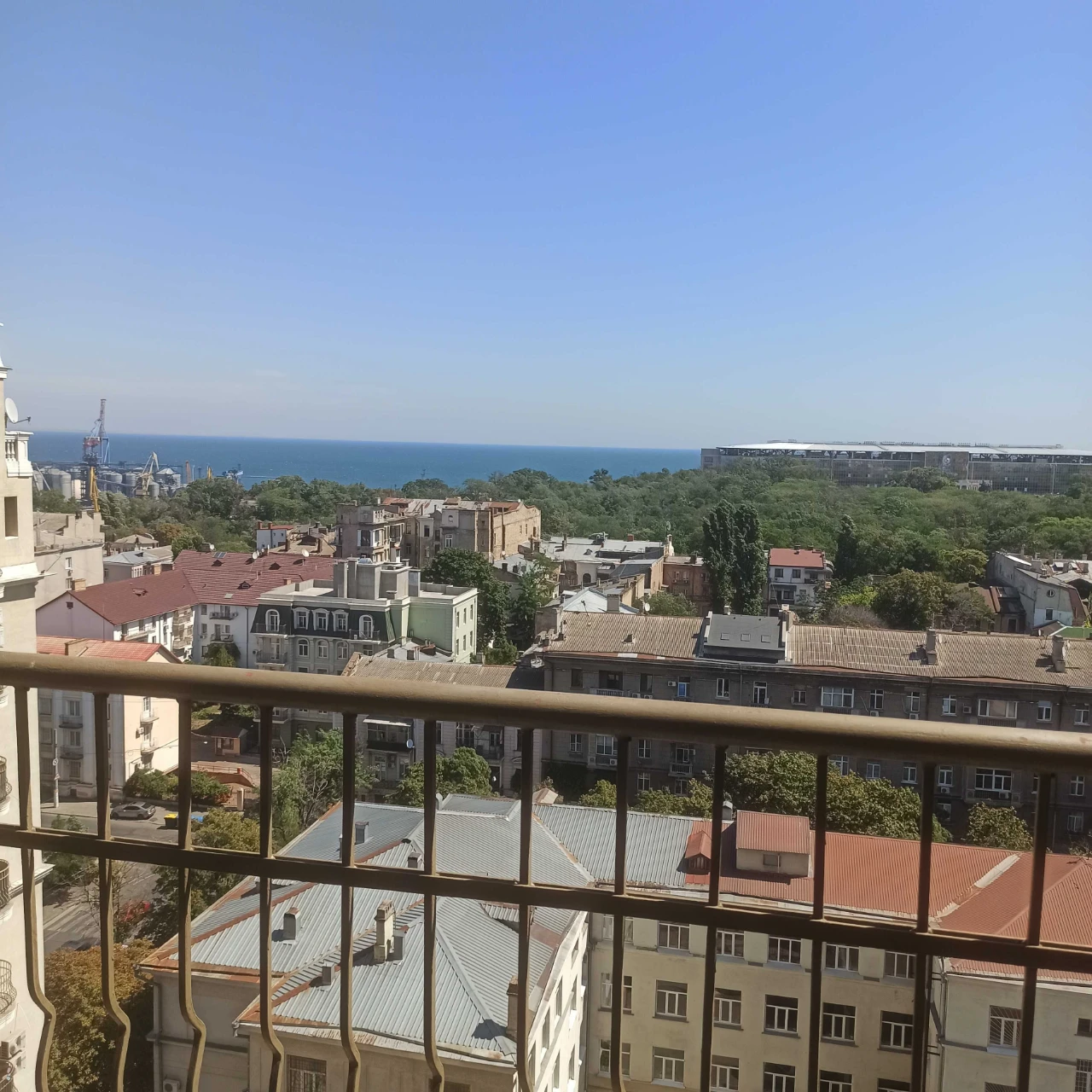 Продажа 2-к квартиры 91 м² от строителей в самом центре Одес
