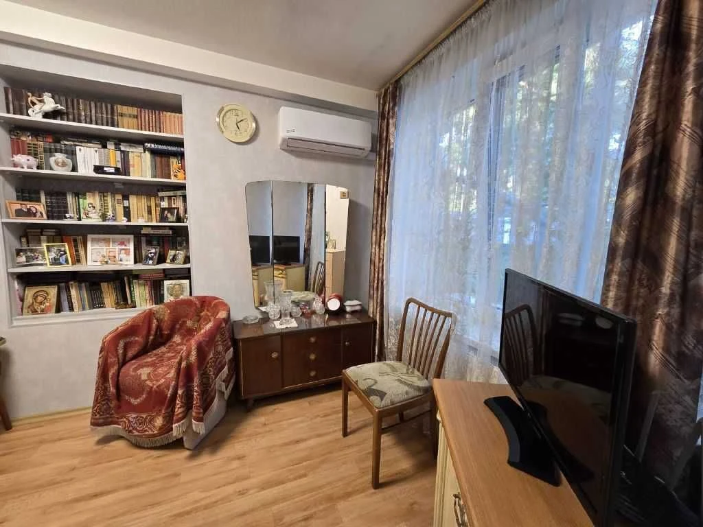 Продам квартиру на земле, 3 ст. Большого Фонтана, ремонт