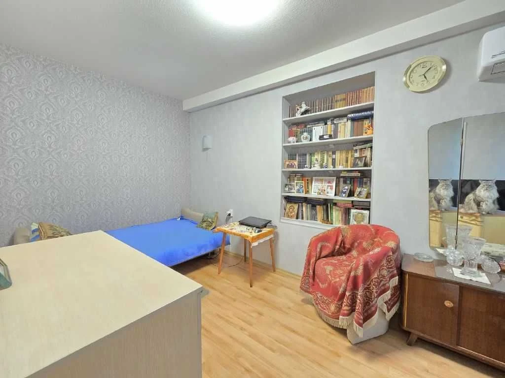 Продам квартиру на земле, 3 ст. Большого Фонтана, ремонт